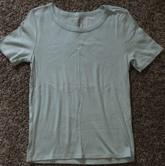 Lucky Brand| NWOT| Set of Three Short Sleeve T-Shirts in Mauve, Mint, and Slate - Picture 7 of 10